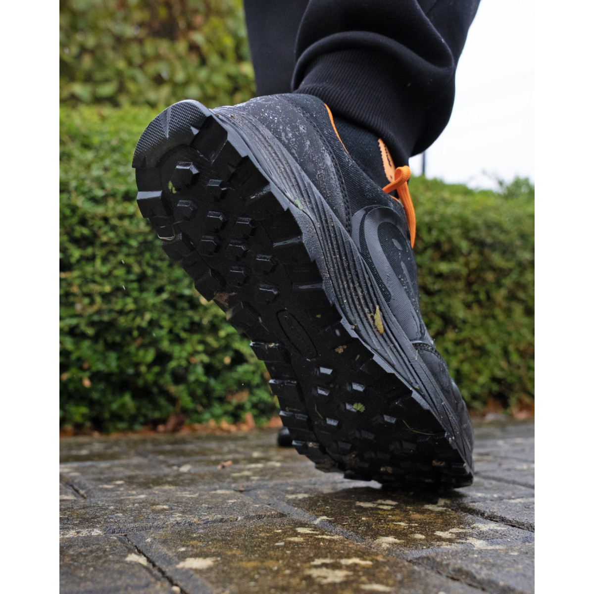 Buty Guru Waterproof Trainer