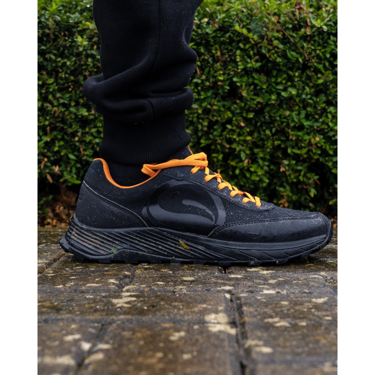 Buty Guru Waterproof Trainer