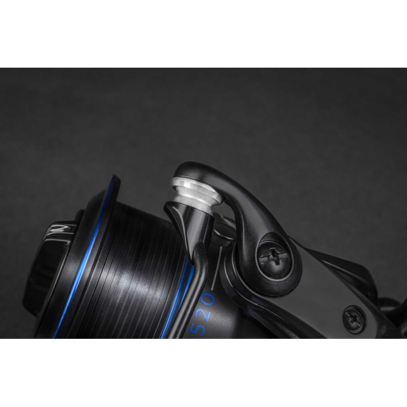 Kołowrotek Preston Magnitude 320