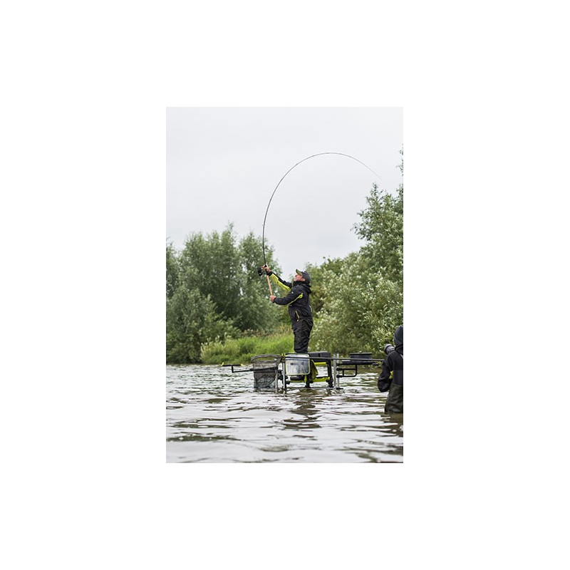 Matrix Horizon Pro X-Class Feeder 11'10FT