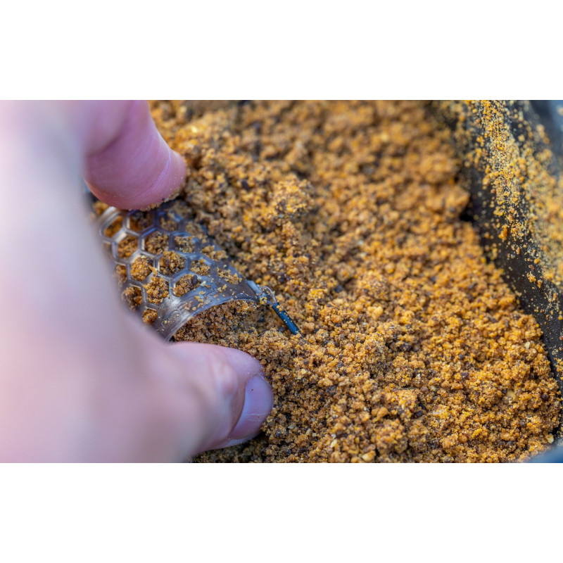 Preston Hexmesh Plastic Bullet Feeder