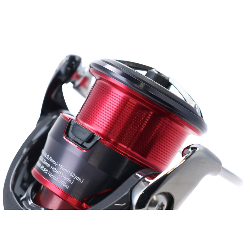 Kołowrotek Daiwa 20 Fuego LT