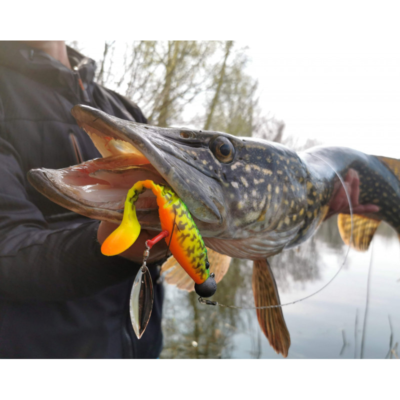 Wkrętki z blaszką Savage Gear Screwin Spin Teaser - roz. M