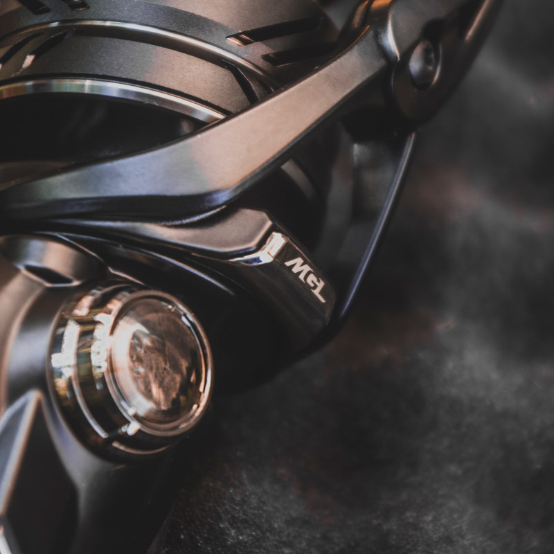 Kołowrotek Shimano Sustain FJ