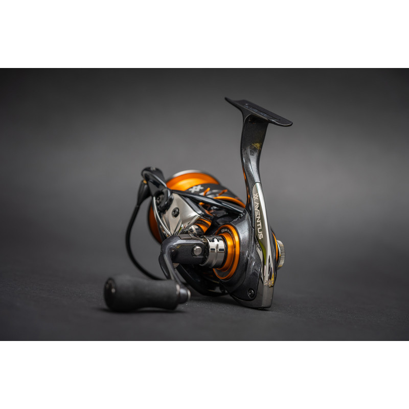 Kołowrotek Guru Aventus