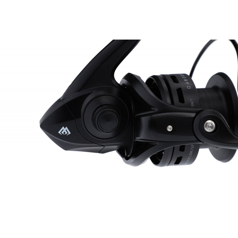 Kołowrotek Mikado Noctis LCF