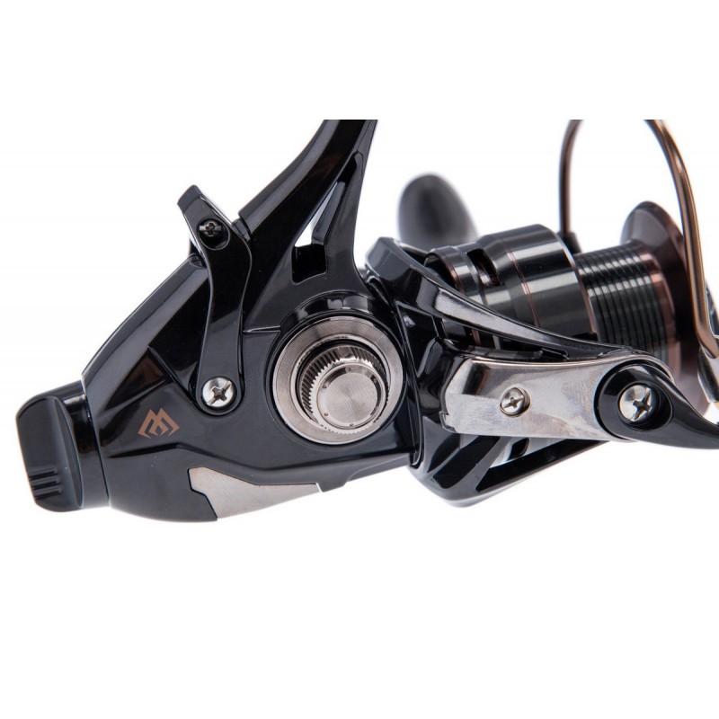 Kołowrotek Mikado Katsudo Runner