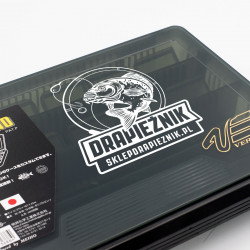 Naklejka wędkarska Drapieżnik - Biała 01