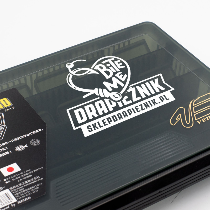 Naklejka wędkarska Drapieżnik - Biała 11