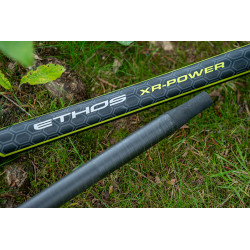GLN071 Sztyca Matrix Ethos XR-Power Landing Net Handle 4.5m