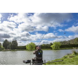 Koszyk zanętowy Preston Hexmesh Plastic Cage Feeder